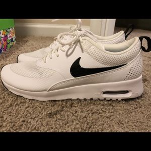 White & Black Nike Air Max Thea - Size 8